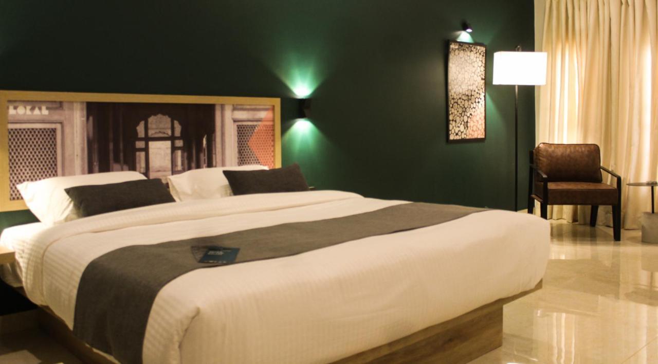 Lokal Rooms X Gulberg Lahore Luaran gambar