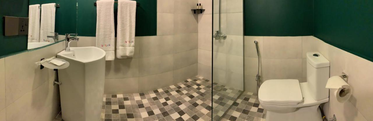 Lokal Rooms X Gulberg Lahore Luaran gambar